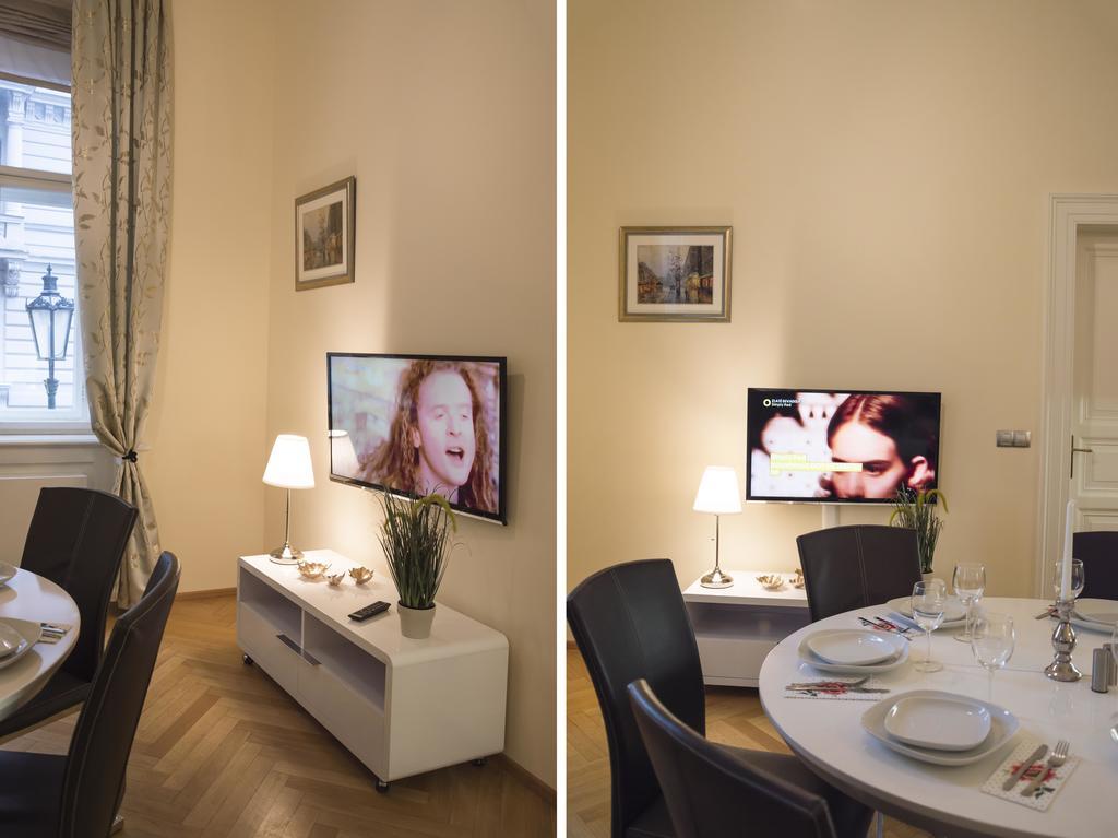 Modern Apartment Vsehrdova Prague Luaran gambar
