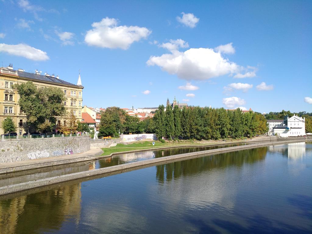 Modern Apartment Vsehrdova Prague Luaran gambar