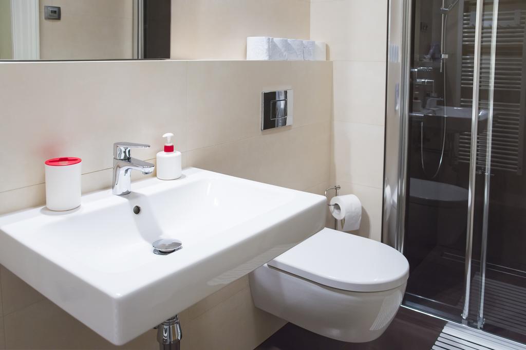 Modern Apartment Vsehrdova Prague Luaran gambar